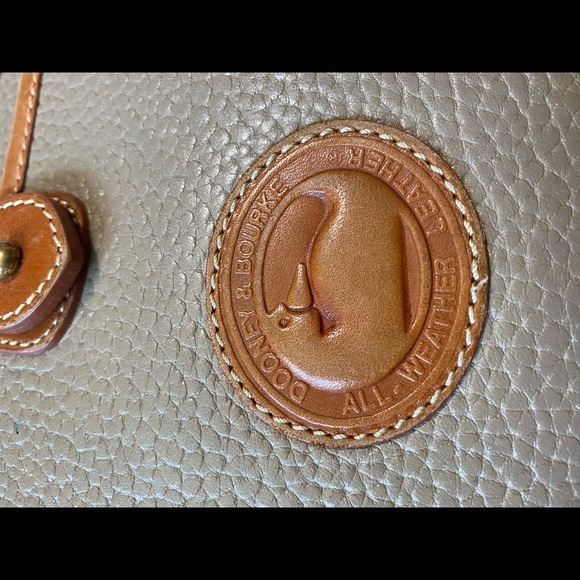 Vintage Dooney & Bourke Horseshoe Saddlebag - Picture 6 of 16